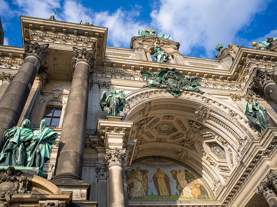  Berlin Cathedral, Lustgarten, Museum Island, Berlin-Mitte, East Berlin, Berlin, Germany, Europe 