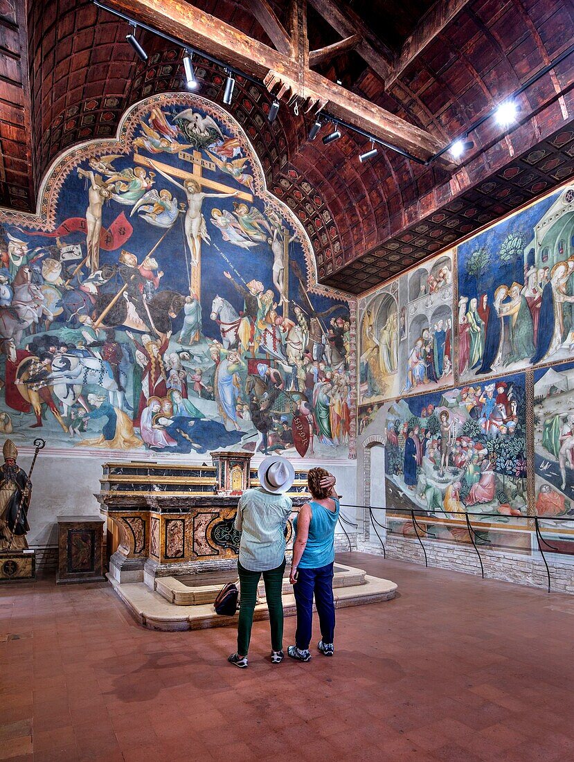 Wandbild am Altar der Kirche Oratorio di San Giovanni, Urbino, Marken, Italien