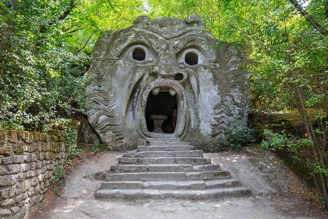  Der Monsterpark, auch Sacro Bosco oder Villa delle Meraviglie genannt, Bomarzo, Viterbo, Latium, Italien 