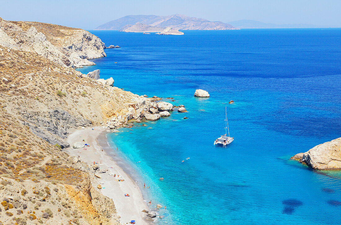  Strand von Katergo, Insel Folegandros, Kykladen, Griechenland 