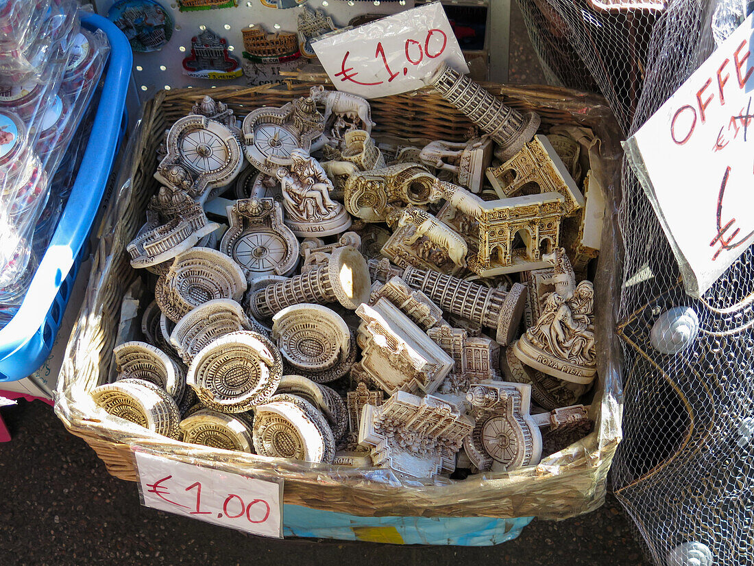  Souvenirs, Rome, Italy 