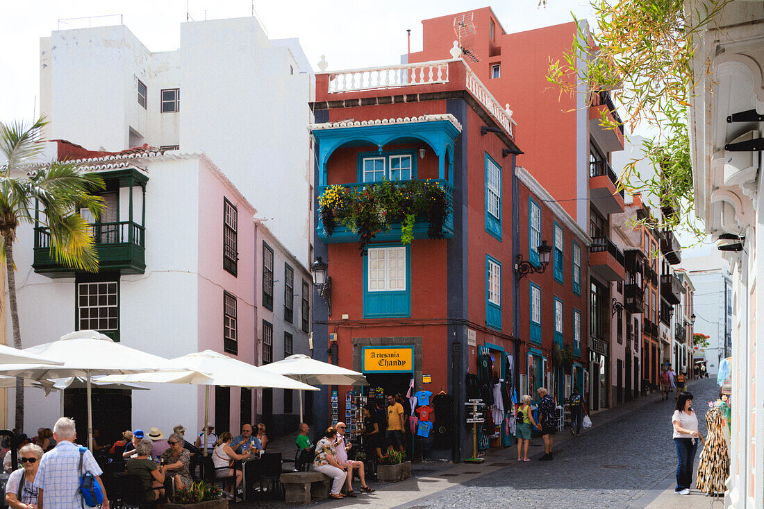  Images of the port city of Santa Cruz de La Palma on the Canary Island of La Palma, Spain. The images show the city center, views of the city and flower-decorated streets. 