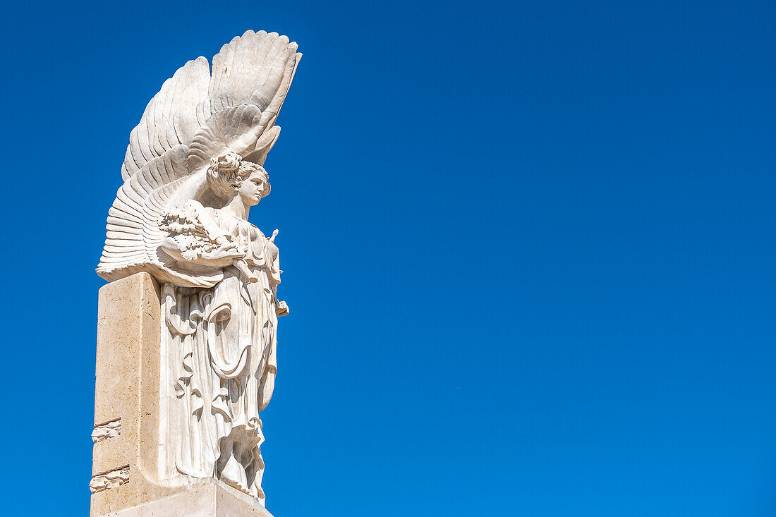 Monument dedicated to the fallen of the First World War (Monumento ai Caduti d'Italia) in Brindisi, Puglia, Italy.