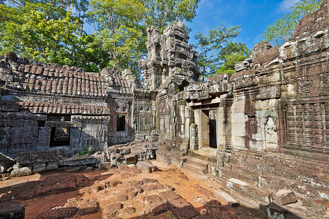 Ruins of the ancient Banteay Kdei temple. Angkor Archaeological Park, Siem Reap Province, Cambodia.