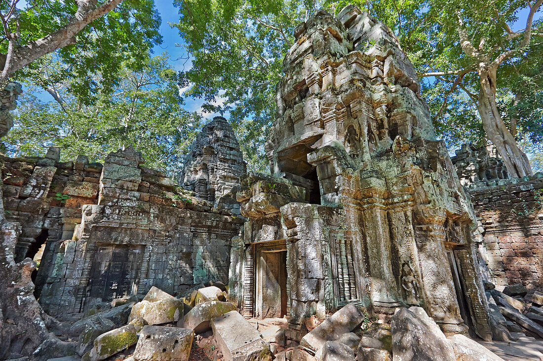  Ruinen des antiken Ta Prohm-Tempels. Archäologischer Park Angkor, Provinz Siem Reap, Kambodscha. 