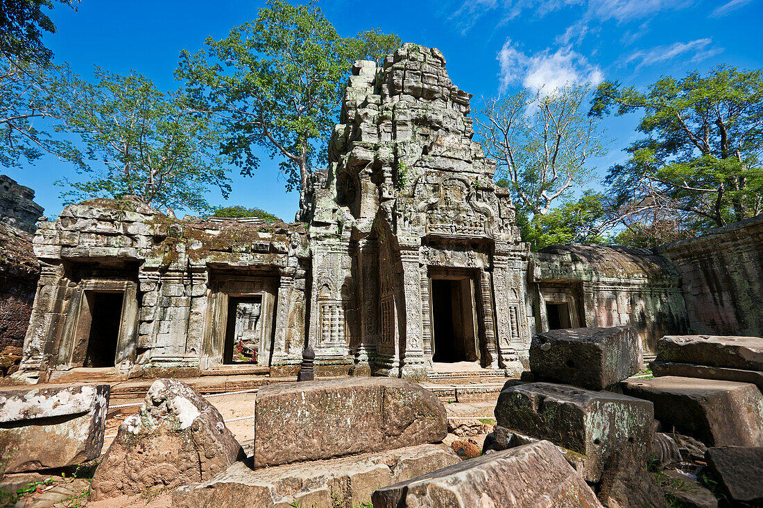  Ruinen des antiken Ta Prohm-Tempels. Archäologischer Park Angkor, Provinz Siem Reap, Kambodscha. 