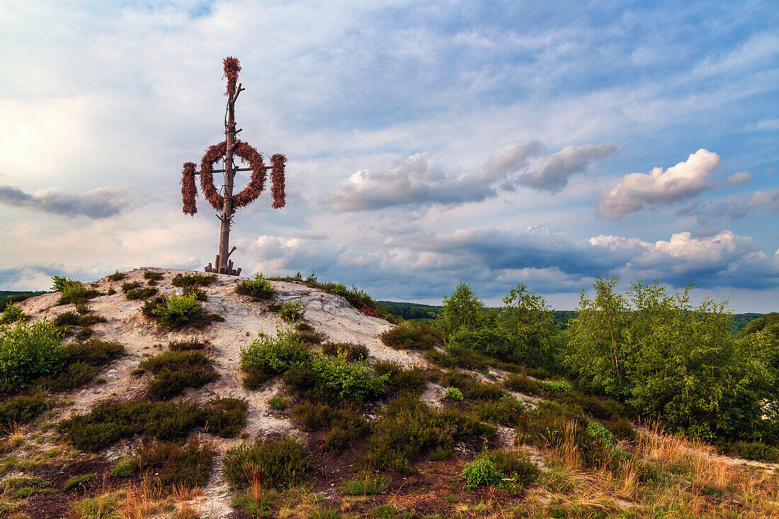 Berg, Wald, Tal, Queste, Questenberg, Südharz, Harz, Sachsen-Anhalt, Deutschland, Europa