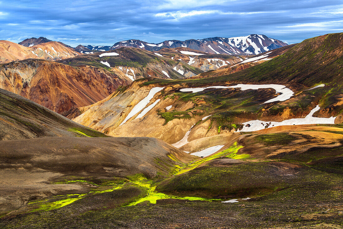 Gipfel, Rhyolithberge, Hochland, Wüste, Vulkanlandschaft, Karg, Berge, Landmannalaugar, Island, Europa