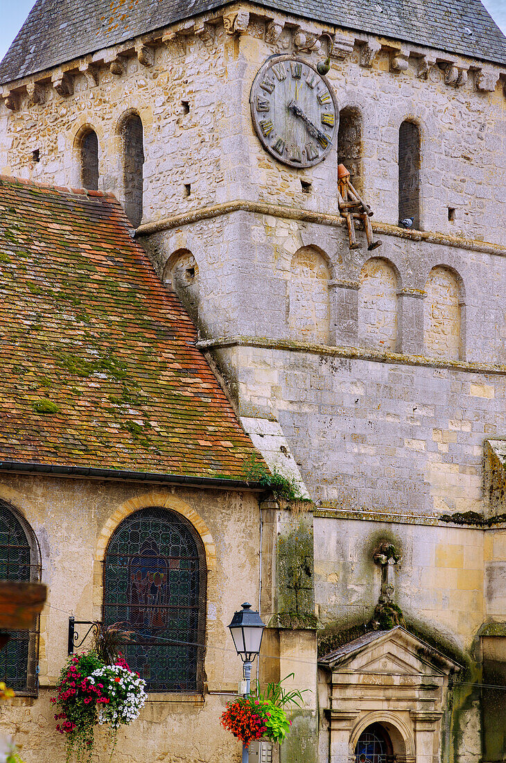  Church of Saint-Laurent in Cambremer in the Pays d&#39;Auge in the Calvados department in the Normandy region of France 