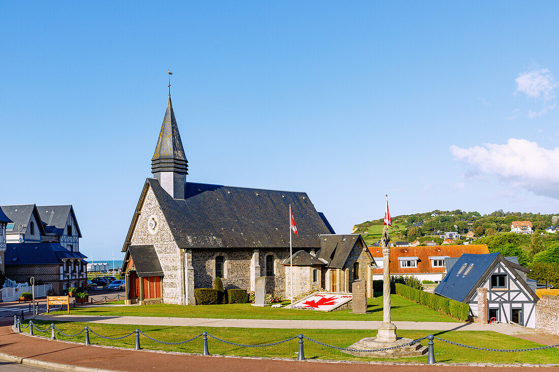  Church Église Saint-Thomas-de-Cantorbery in Pourville-sur-Mer on the Alabaster Coast (Côte d&#39;Albâtre, Cote d&#39;Albatre) in the Seine-Maritime department in the Normandy region of France 