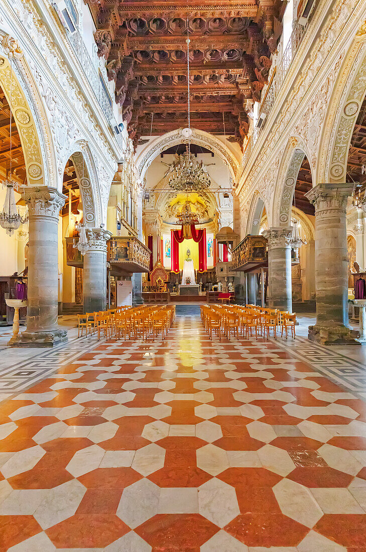 Duomo interior, Enna, Siclly, Italy