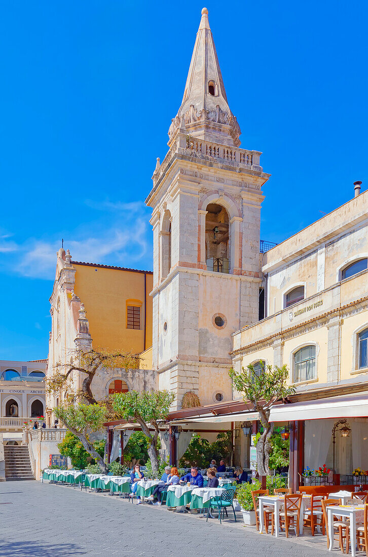 Piazza IX Aprile, Taormina, Sicily, Italy