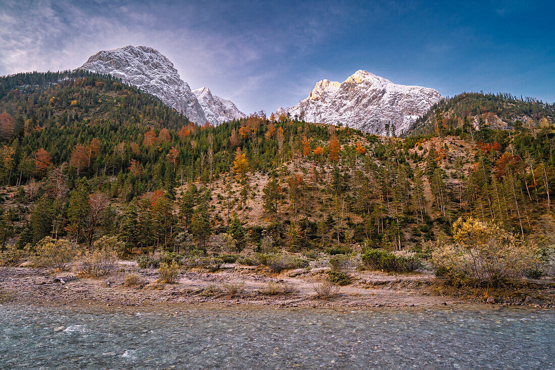  Autumn morning in the Karwendel, Hinterriß, Karwendel, Tyrol, Austria, Europe 