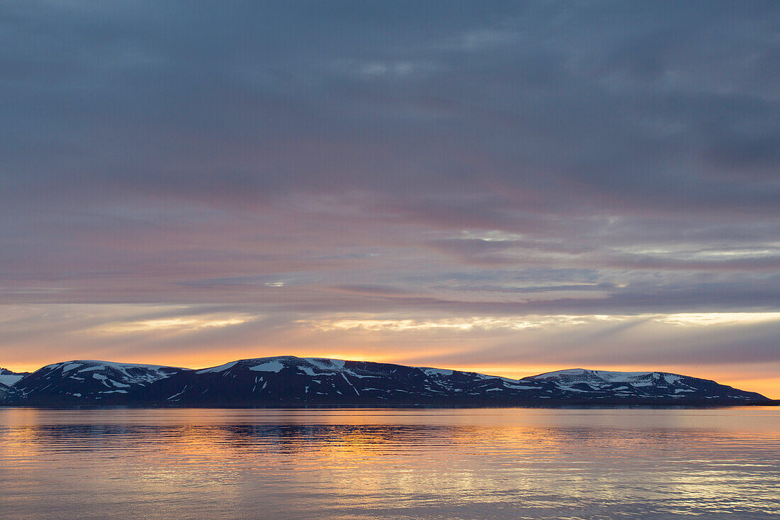  Evening atmosphere in Liefdefjorden, Spitsbergen, Norway 