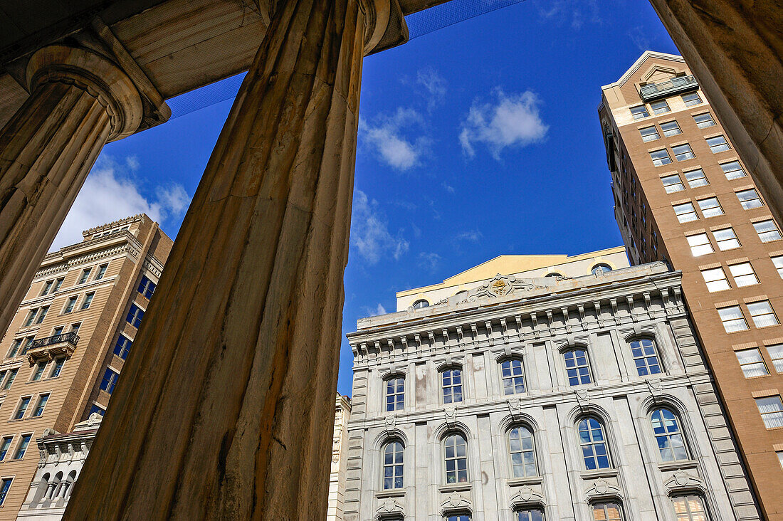 Columns of the Second Bank of the United States, 420 Chestnut Street,  Historic District, Philadelphia, Commonwealth  of Pennsylvania,Northeastern  United States,