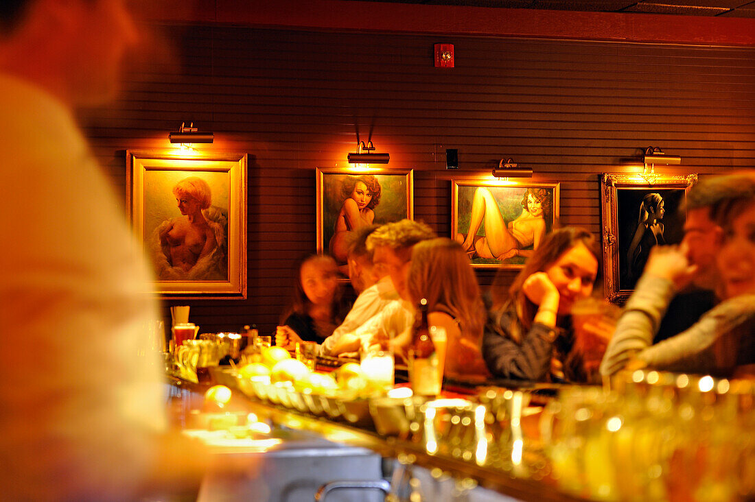 Stephen Starr's Randstead Room , cocktail bar at 2013 Ranstead Street, Rittenhouse Square District, Philadelphia, Commonwealth  of Pennsylvania,Northeastern  United States,