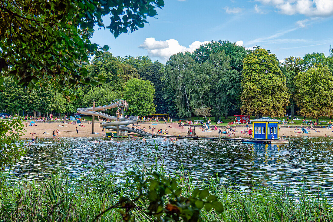  Orankesee, lido, sandy beach, bathing lake, Hohenschönhausen, Lichtenberg, Berlin, Germany, summer in Berlin, 