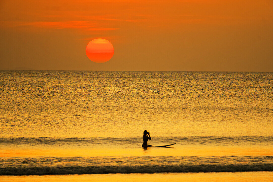  Sunset at Long Beach in Koh Phayam, surfers, Thailand | Sunset at Long Beach, stand up paddle, Ao Yai, Koh Phayam, Thailand 