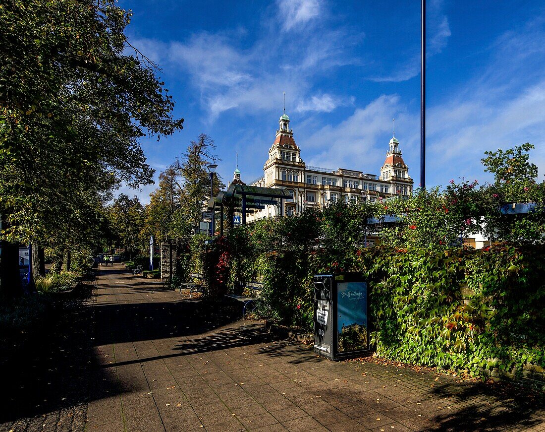  Brunnenallee in Bad Wildungen, in the background Kurklinik Fürstenhof, Hesse, Germany 