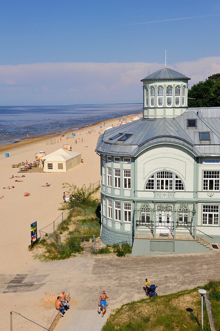  typisches Haus am Strand von Jurmala, Rigaer Meerbusen, Lettland, Baltikum, Nordeuropa 