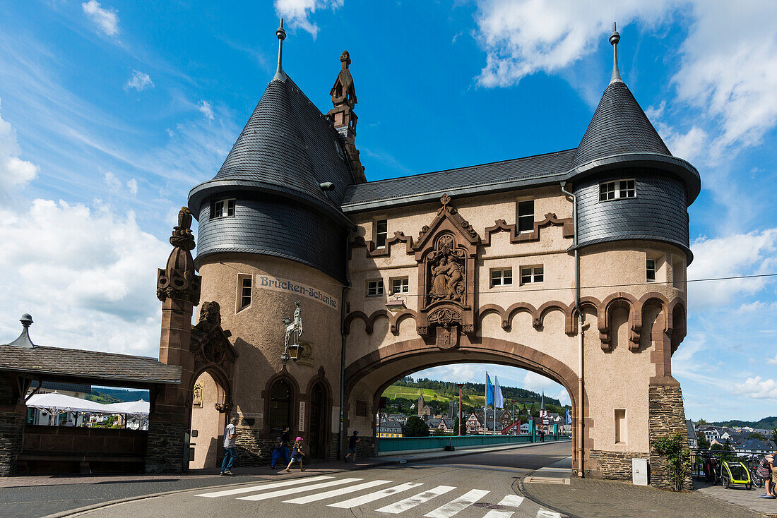  Brückentor, Traben-Trarbach, Mosel, Rhineland-Palatinate, Germany 