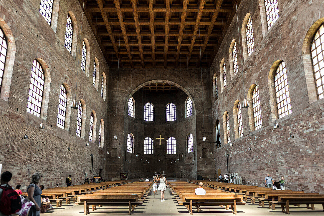  Interior view, Basilica of Constantine, UNESCO World Heritage Site, Trier, Moselle, Rhineland-Palatinate, Germany 