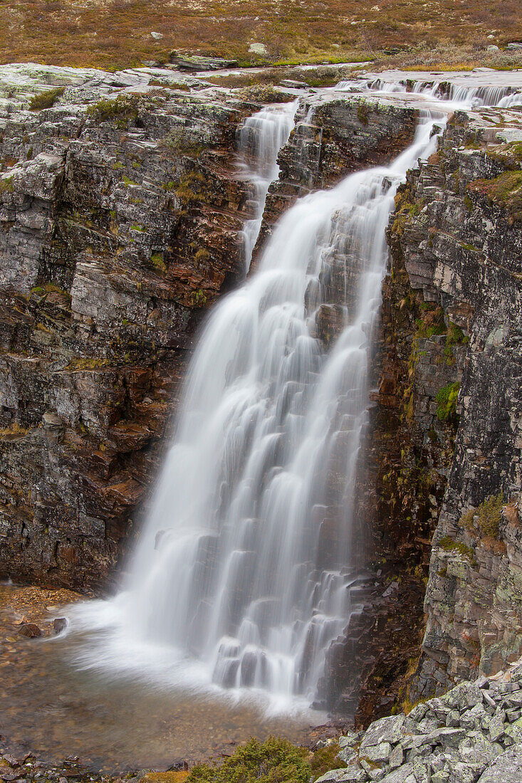  Brudesløret, waterfall, Stora Ula river, Rondane National Park, Dovre, Norway 