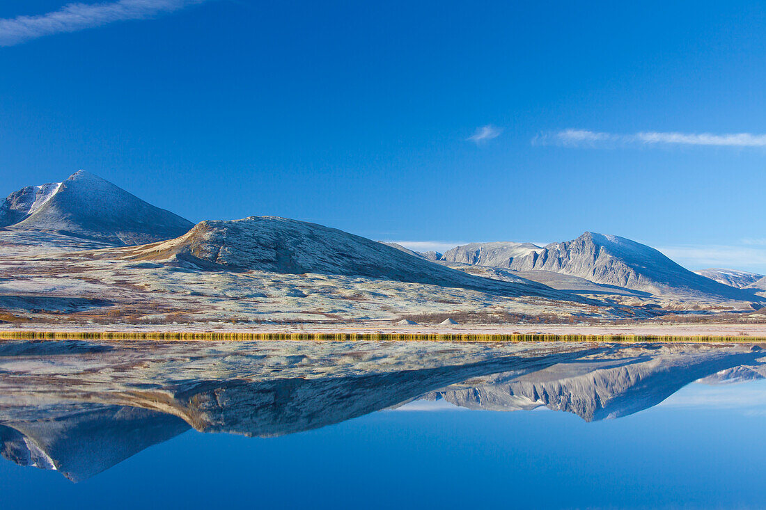  Mountains, mountains, lake, reflection, Dørålen, Døråldalen, Rondane National Park, Dovre, Oppland, Norway 