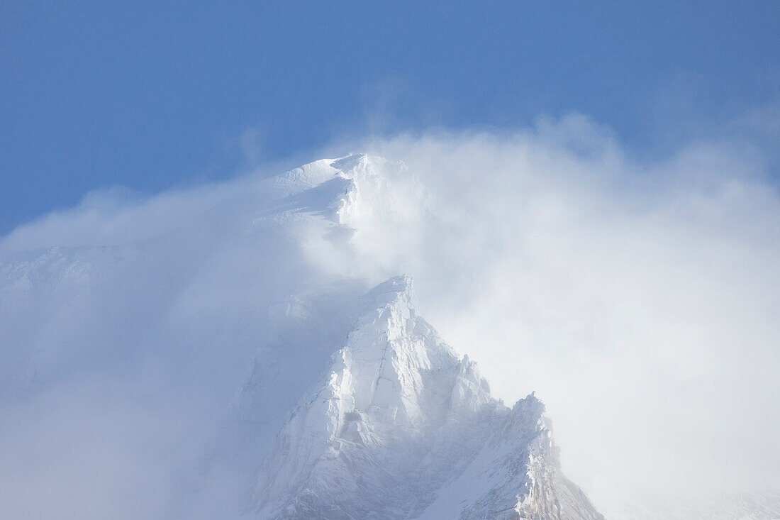  Snowstorm in the mountains, winter, Gran Paradiso National Park, Aosta Valley, Italy 