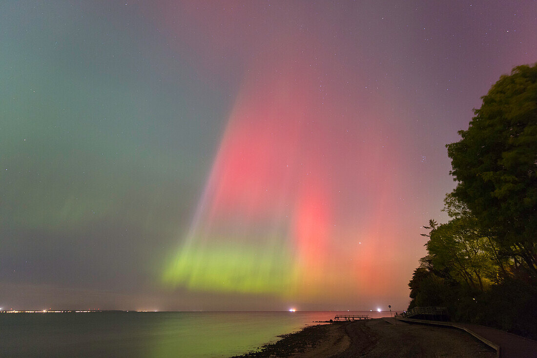  Northern lights, Aurora borealis, in the night sky over the Baltic Sea, Schleswig-Holstein, Germany 