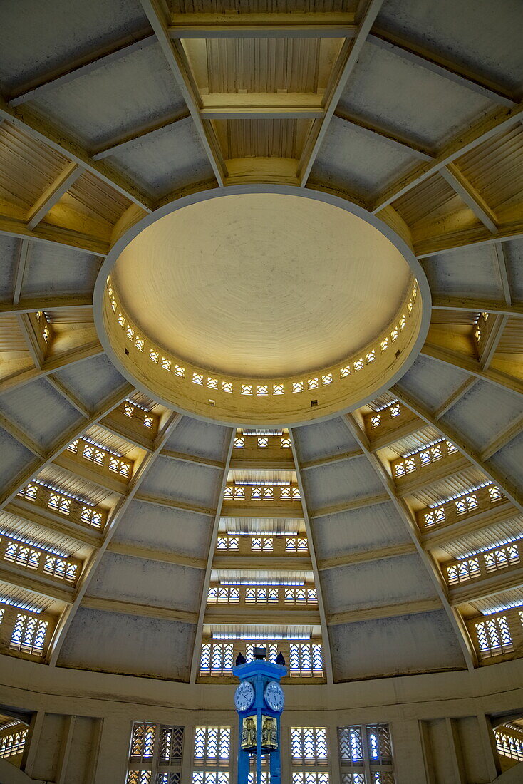  Architecture of the ceiling in the rotunda at the Central Market, Phnom Penh, Cambodia, Asia 