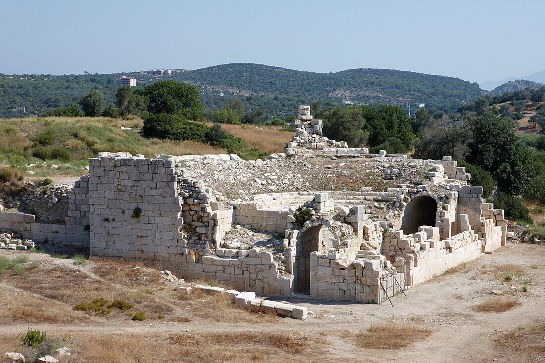 Ruinen in Patara, einer antiken lykischen Stadt im Südwesten der heutigen Türkei.