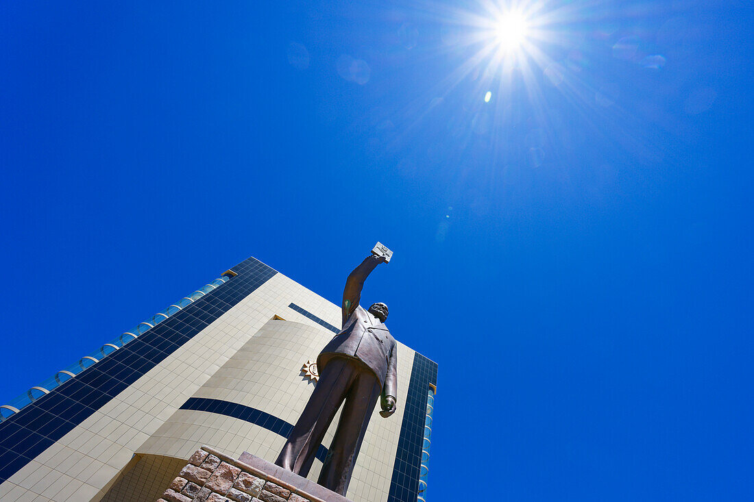  Sam Nujoma Monument, Independence Memorial Museum Windhoek, Khomas, Namibia, Africa 