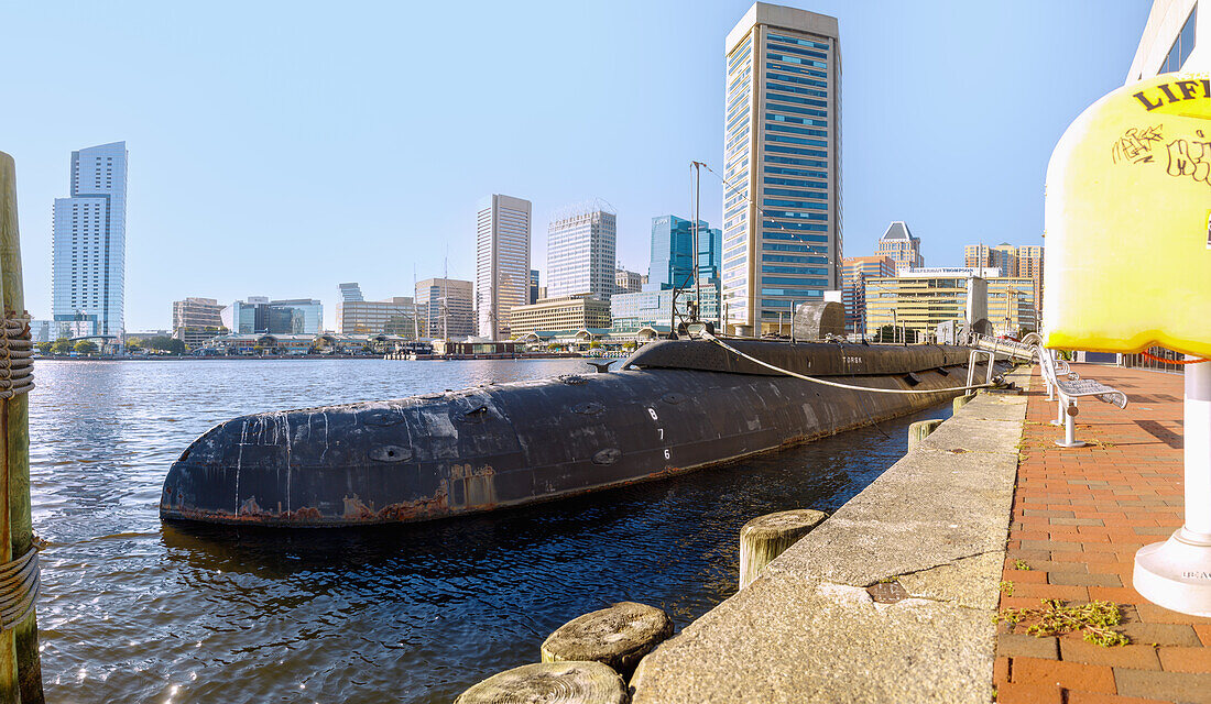  World Trade Center and Historic Ships with submarine USS Torsk in the Inner Harbor in Baltimore, Maryland, USA 