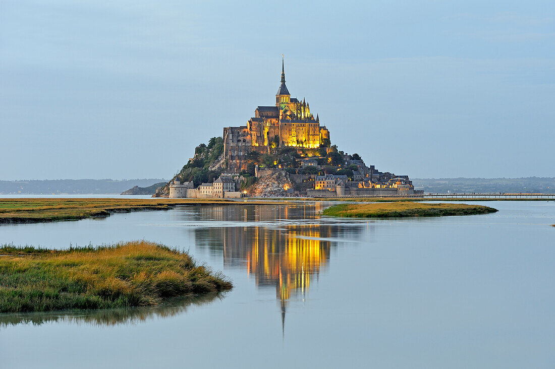 Mont-Saint-Michel in the mouth of the Couesnon river, Manche department, Normandy region, France, Europe