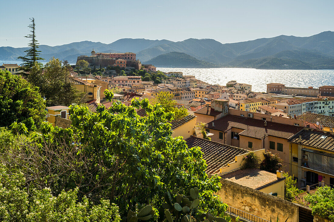 Blick über Portoferraio, Insel Elba, Toskana, Italien