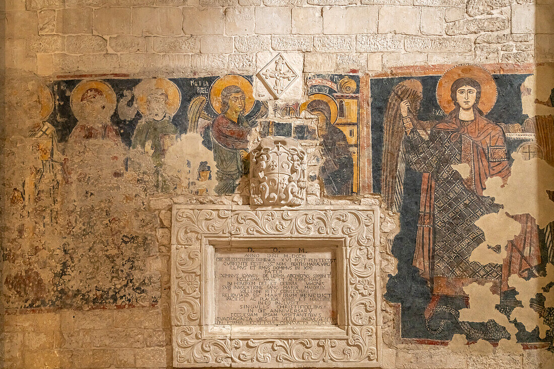  Frescoes of the church of Santa Maria Maggiore in Monte Sant&#39;Angelo, Gargano, Apulia, Italy, Europe 