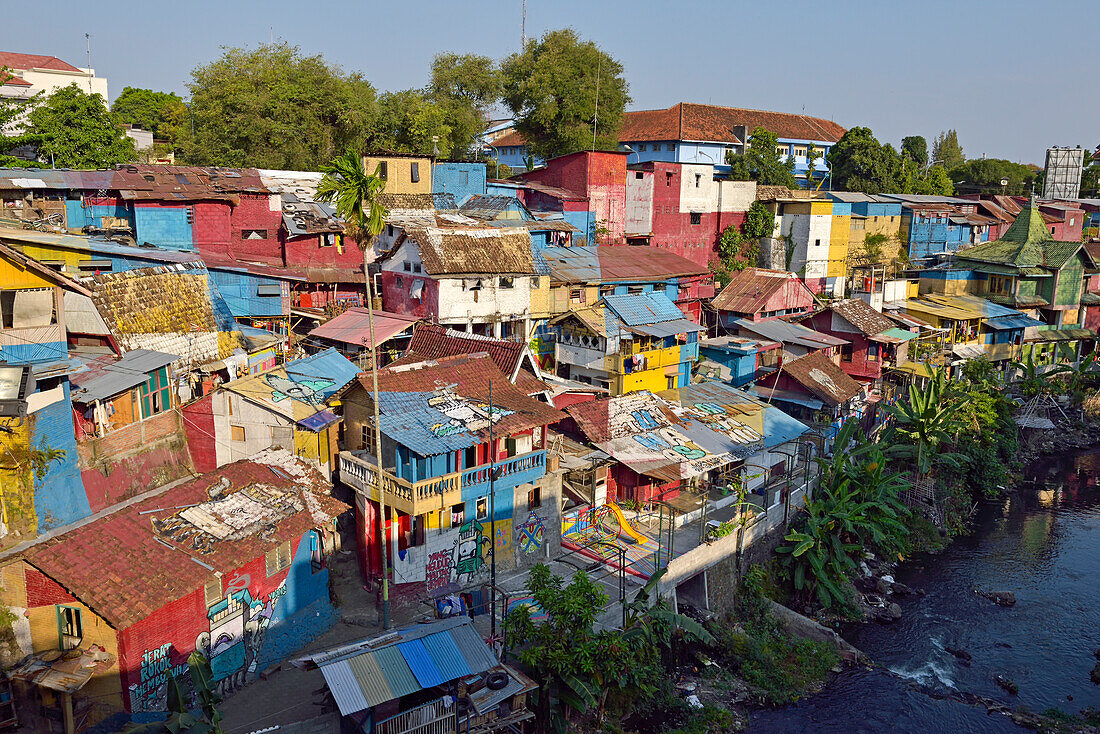 neighbourhood alongside the Kali Code River, Yogyakarta, Java island, Indonesia, Southeast Asia