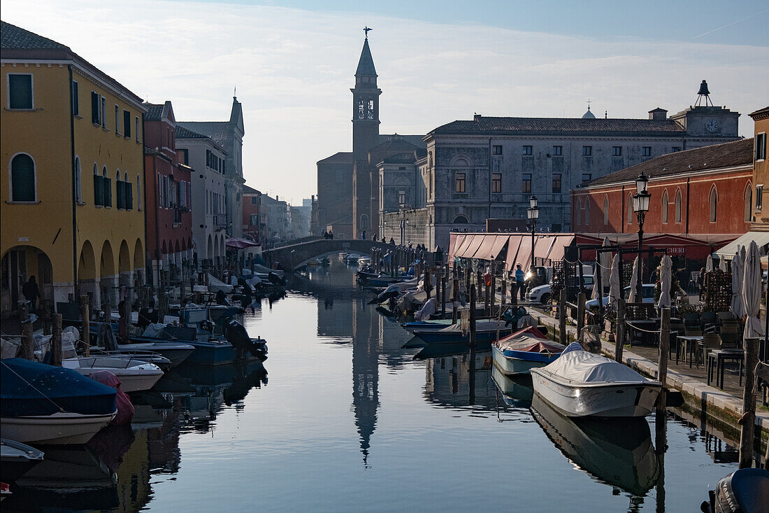  View of the Vena Canal and the fish market with the boat moorings, Chioggia, Venice Lagoon, Veneto, Italy, Europe 