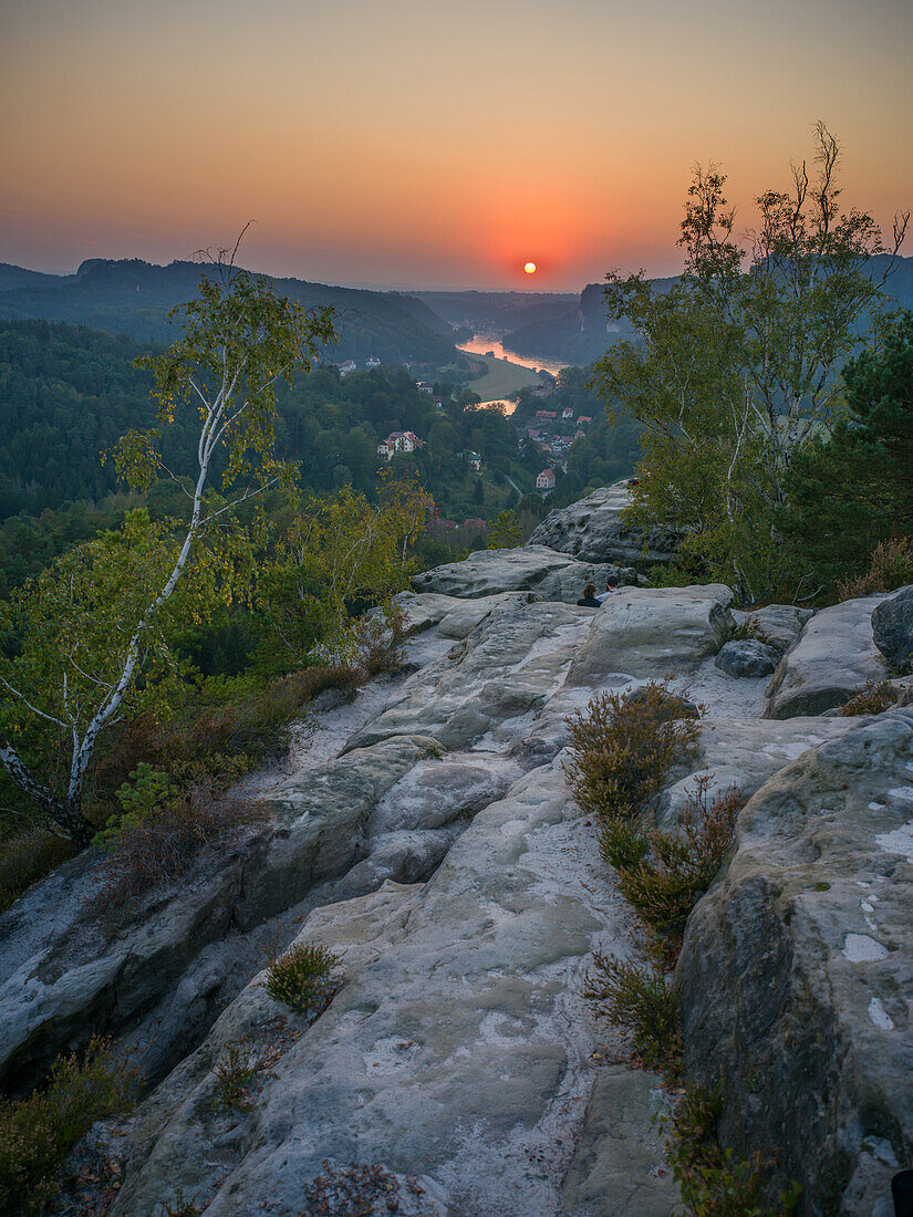  View from Gamrig to the Elbe Valley at sunset, Saxon Switzerland, Elbe Sandstone Mountains, Saxony, Germany, Europe 