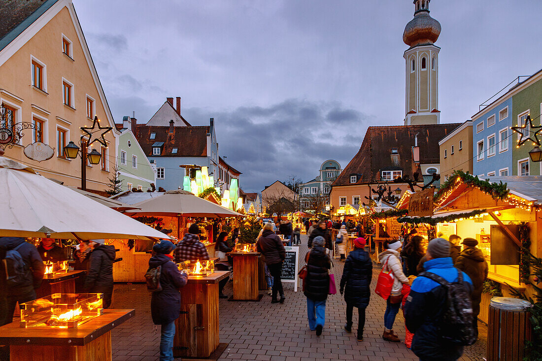  Christmas market at Kleiner Platz in Erding in Bavaria in Germany 