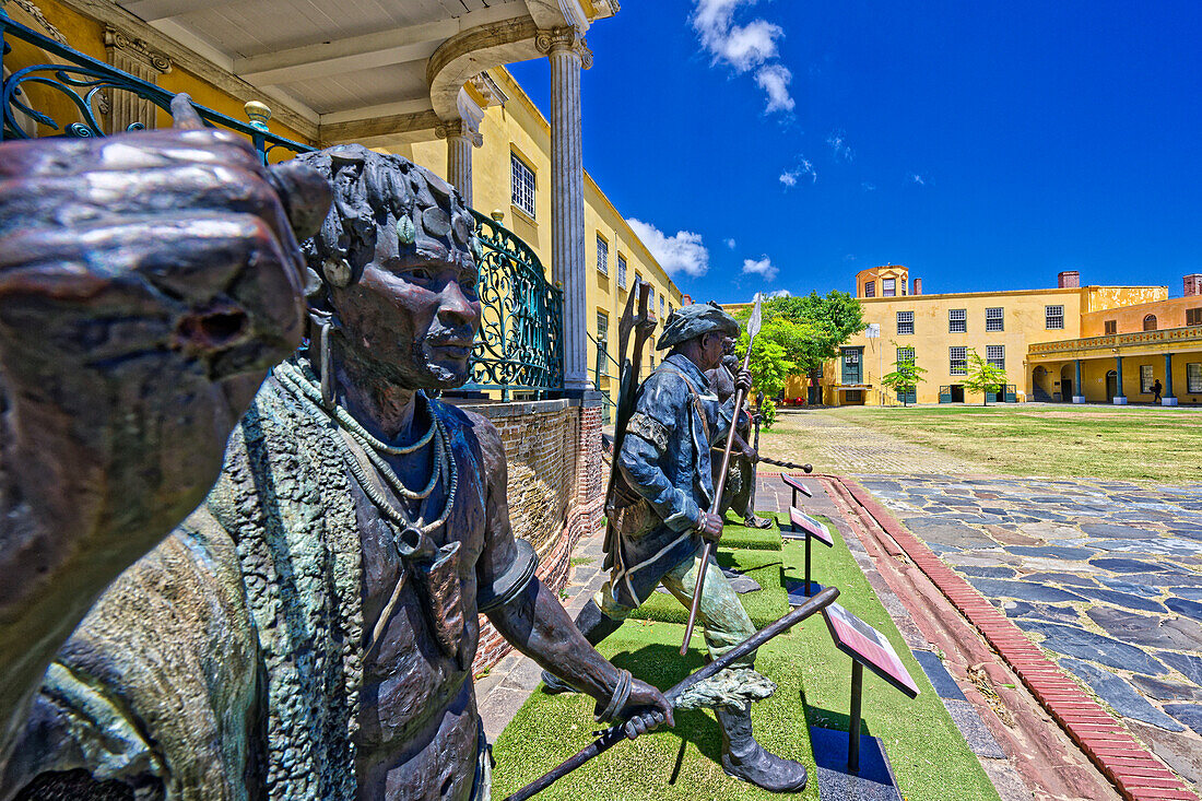  Castle Of Good Hope, Statues of Kings, Castle of Good Hope, Fortress, Statues, Cape Town, South Africa, Africa 