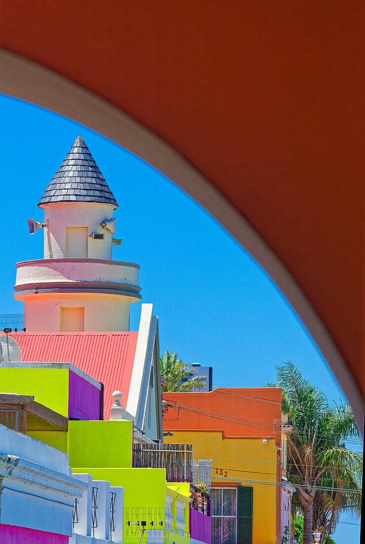  Mosque in the colorful district of Bo-Kaap, Cape Town, South Africa, Africa 