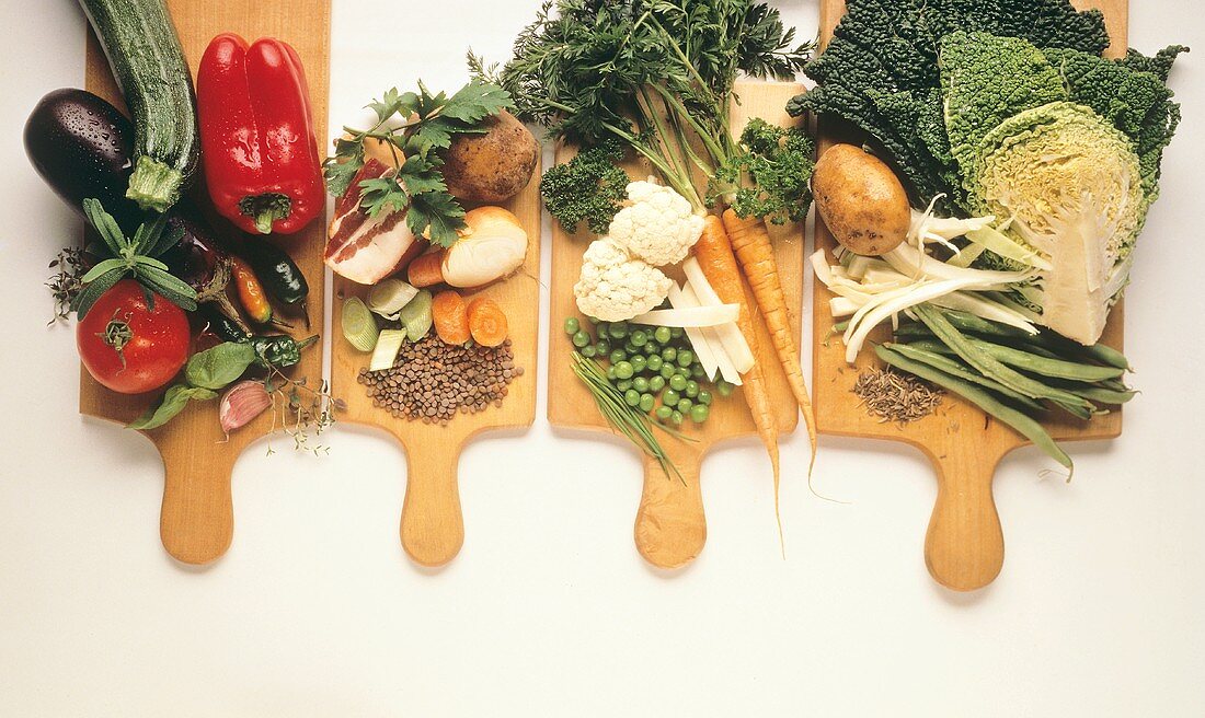 Ingredients for vegetable stews and meat stews