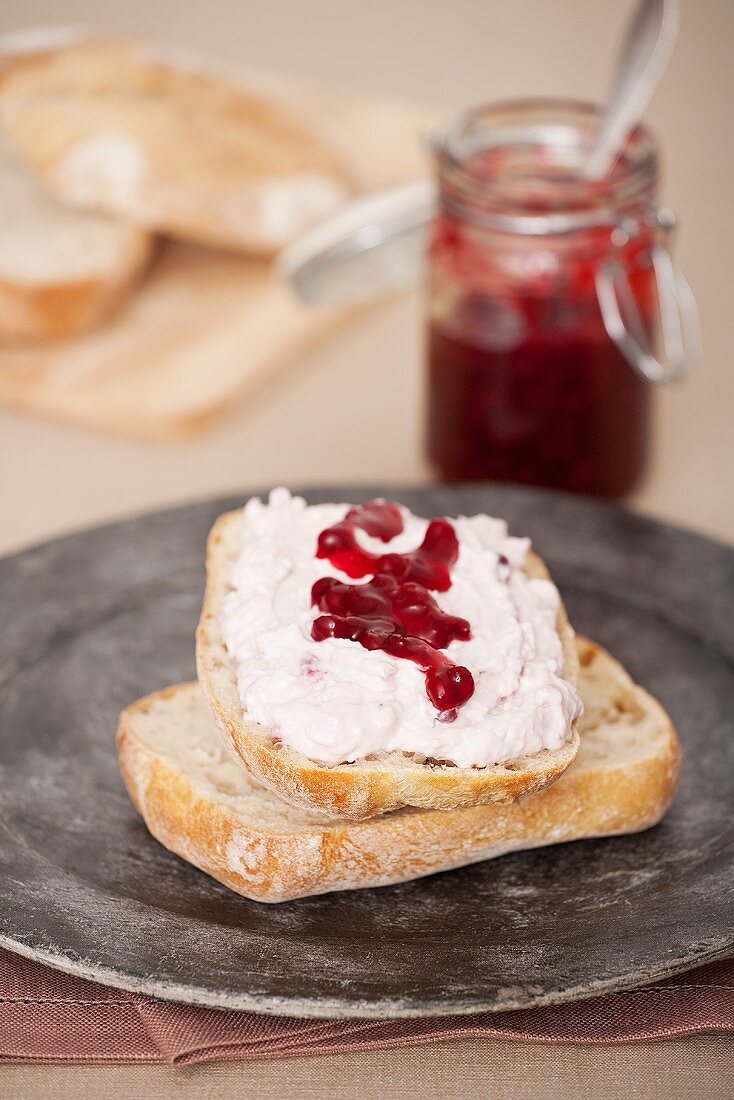 Ciabatta with horseradish spread and cranberry compote