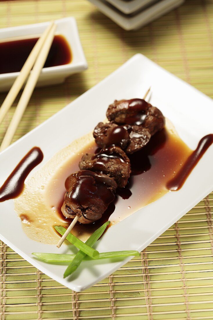 Chicken liver kebabs with soy sauce (Asia)