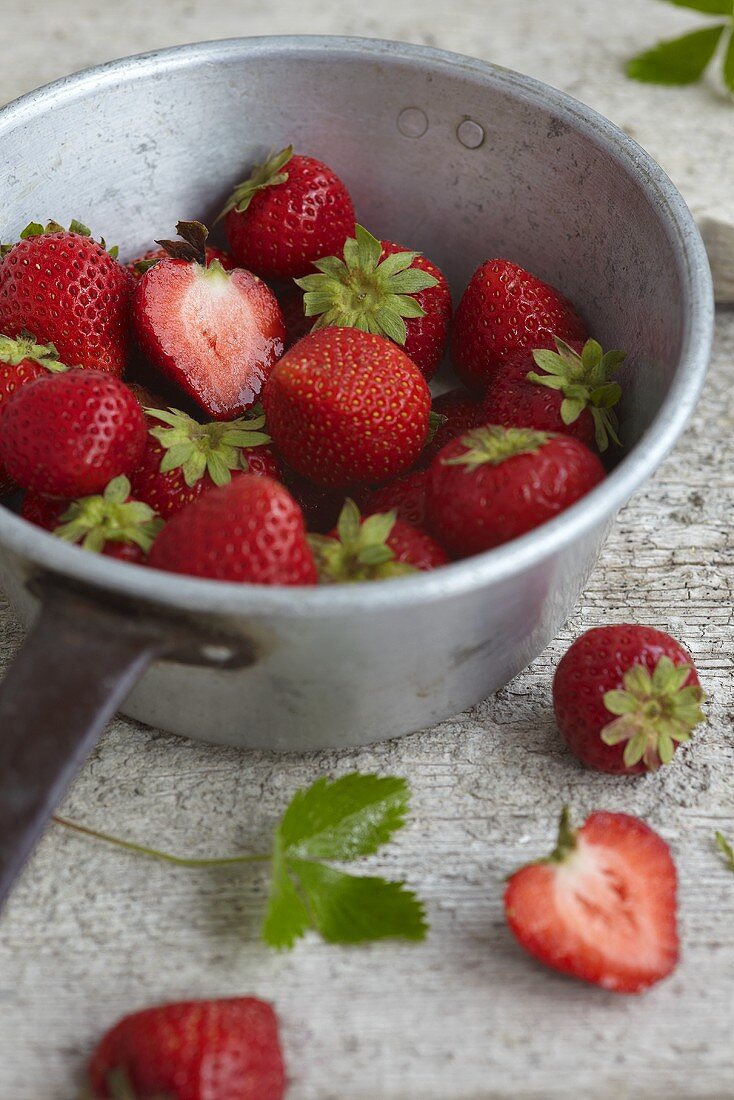 Fresh strawberries in pan