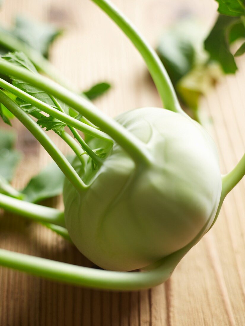 A kohlrabi (close-up)