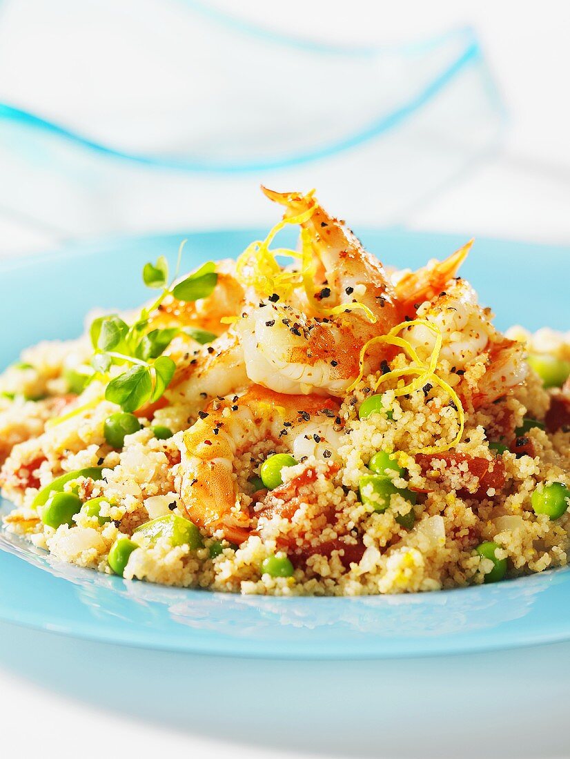 Couscous with peppered shrimp and peas