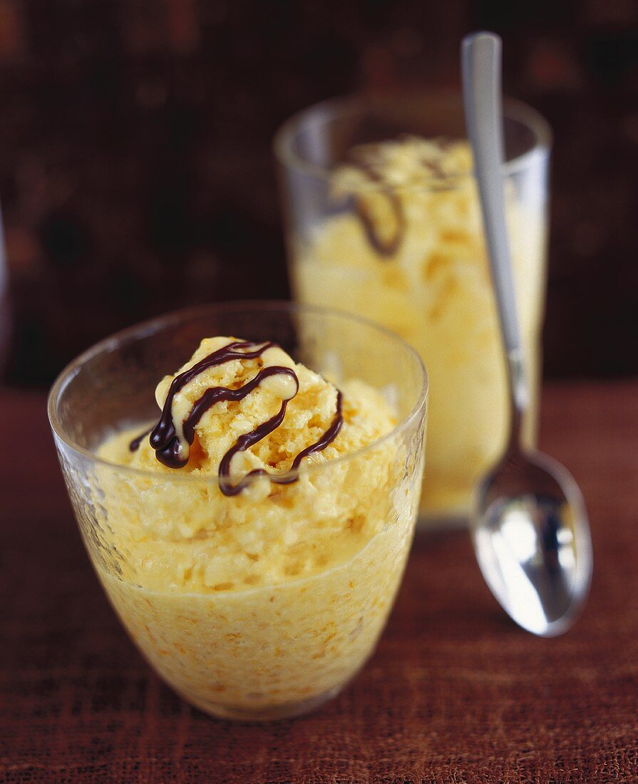 Pineapple and vanilla ice cream dessert